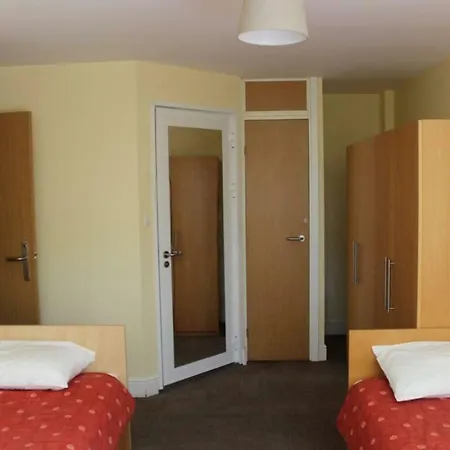 2 Bedroom On Griffith College Campus