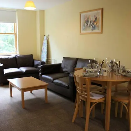 2 Bedroom On Griffith College Campus